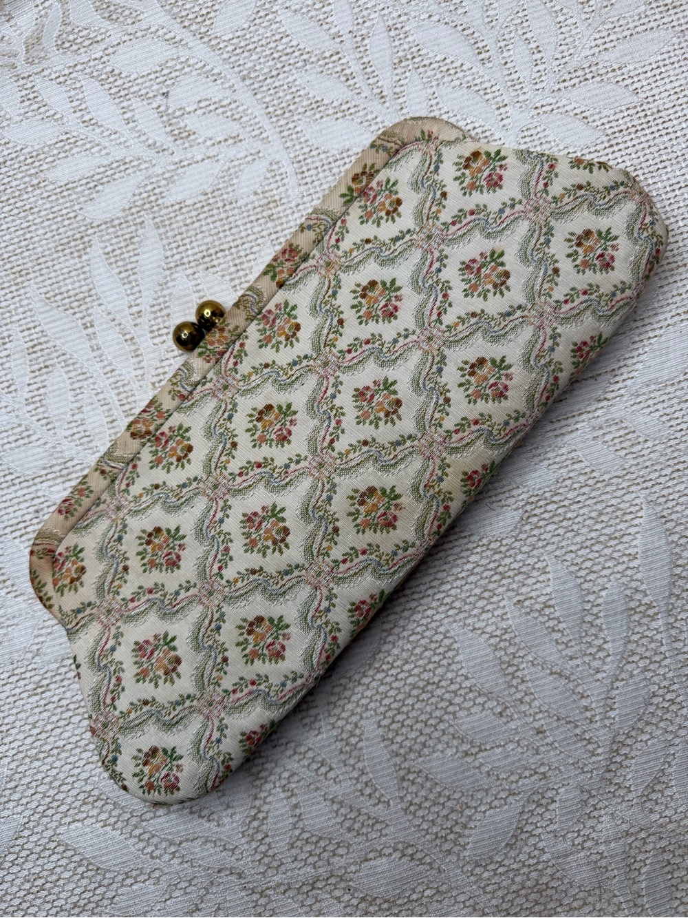 1950s Floral Tapestry Clasp Wallet - Cream